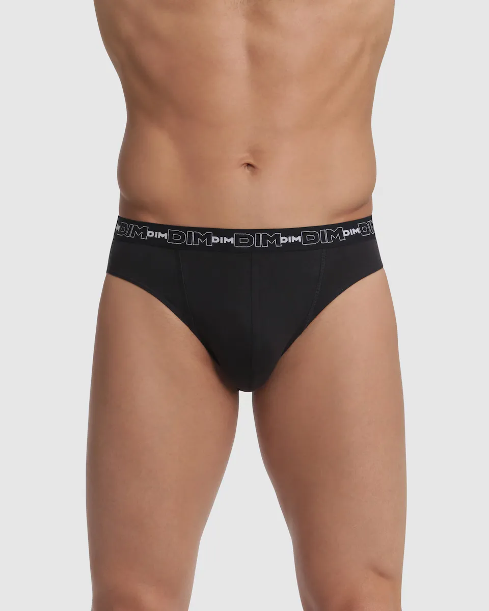 Комплект из трех мужских трусов черного цвета Dim
Комплект из трех мужских трусов черного цвета Dim