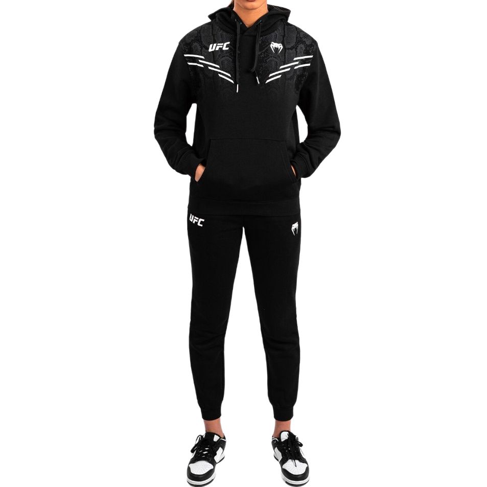 Свитшот женский черный VENUM
Свитшот женский черный VENUM