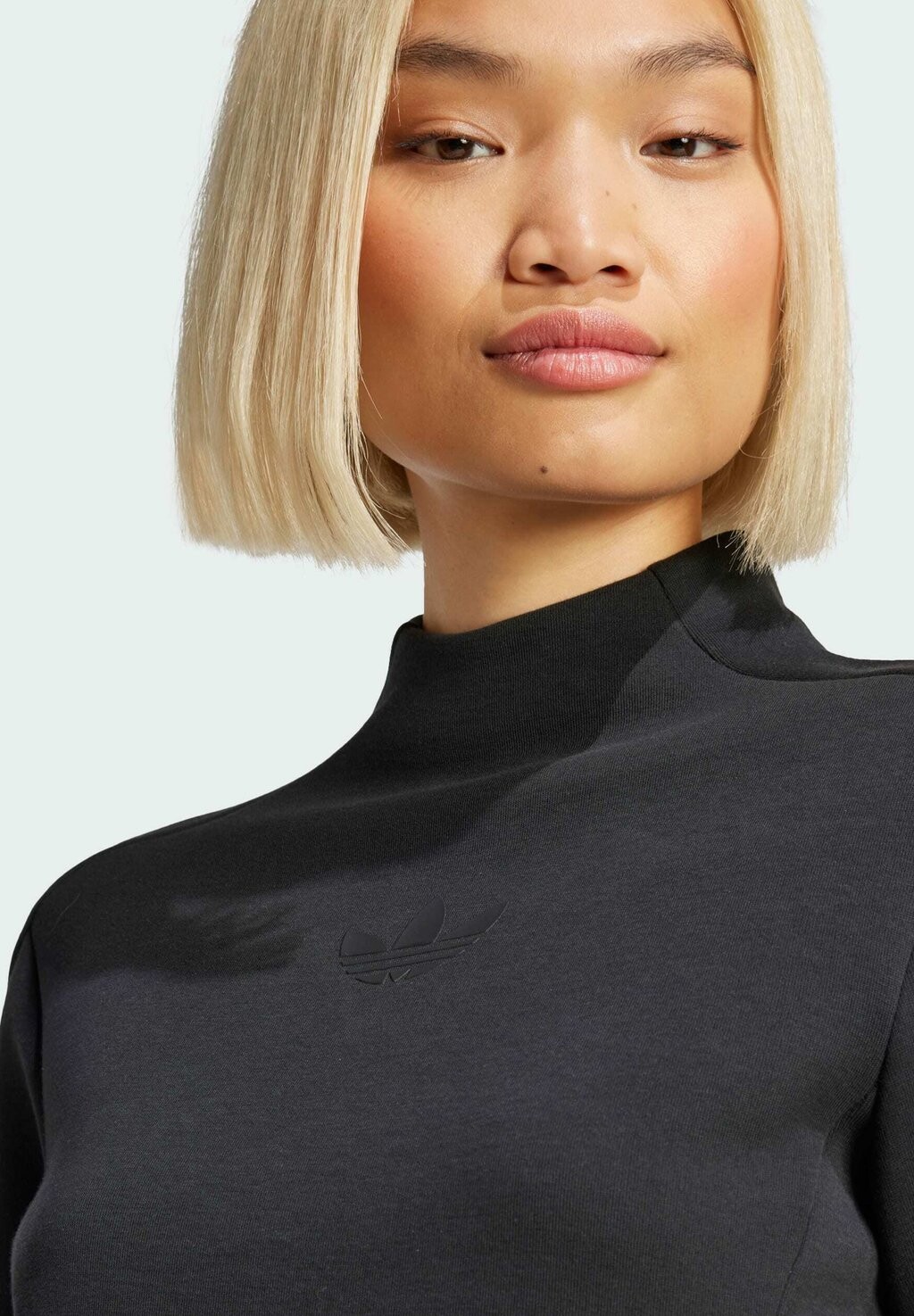 Топ с длинными рукавами STRUCTURED INTERLOCK adidas Originals, черный
Топ с длинными рукавами STRUCTURED INTERLOCK adidas Originals, черный