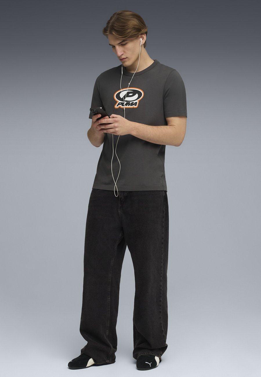 Футболка Puma FUTURE ARCHIVE GRAPHIC, Dusky Gray/Grey, Серый, Футболка Puma FUTURE ARCHIVE GRAPHIC, Dusky Gray/Grey
Футболка Puma FUTURE ARCHIVE GRAPHIC, Dusky Gray/Grey, Серый, Футболка Puma FUTURE ARCHIVE GRAPHIC, Dusky Gray/Grey