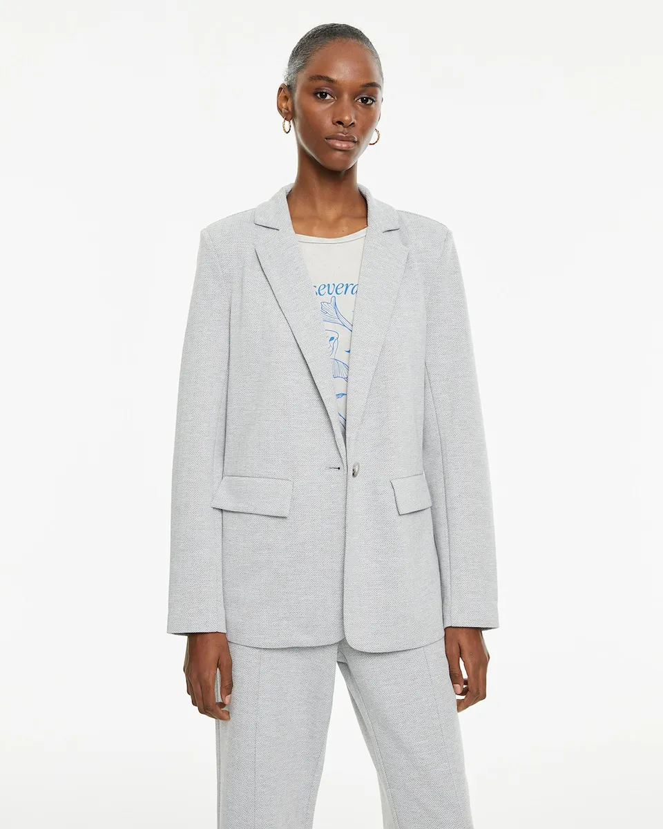 Женский пиджак с воротником-лацканами и карманами с клапанами System Action, серый
Женский пиджак с воротником-лацканами и карманами с клапанами System Action, серый