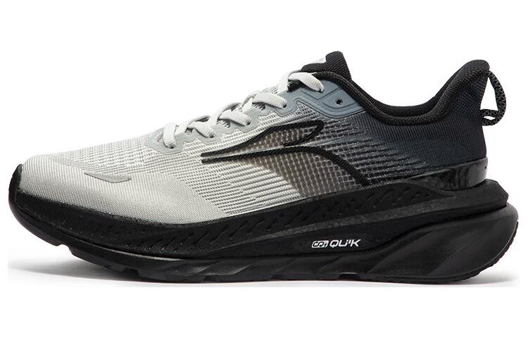 Кроссовки мужские Red Flame 3 Low-top Off Black 361° 
Кроссовки мужские Red Flame 3 Low-top Off Black 361°