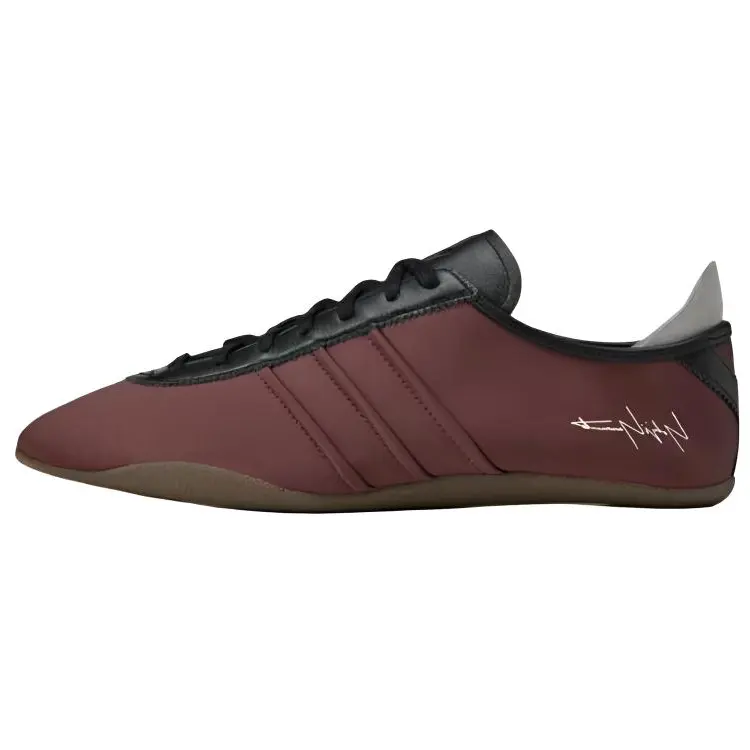 Adidas Y 3 Tokyo 'Mystery Brown' Y-3, Chestnut
Adidas Y 3 Tokyo 'Mystery Brown' Y-3, Chestnut