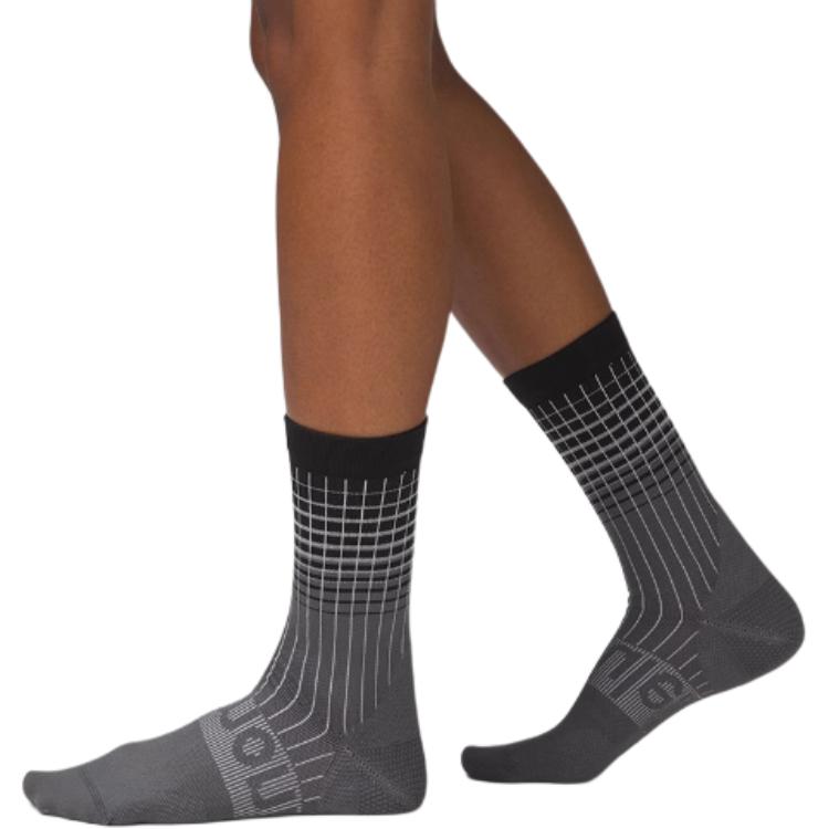 Носки Power Stride Mid Calf женские 1 пара Lululemon, черный/Traverse серый/белый/(1 Pack)
Носки Power Stride Mid Calf женские 1 пара Lululemon, черный/Traverse серый/белый/(1 Pack)