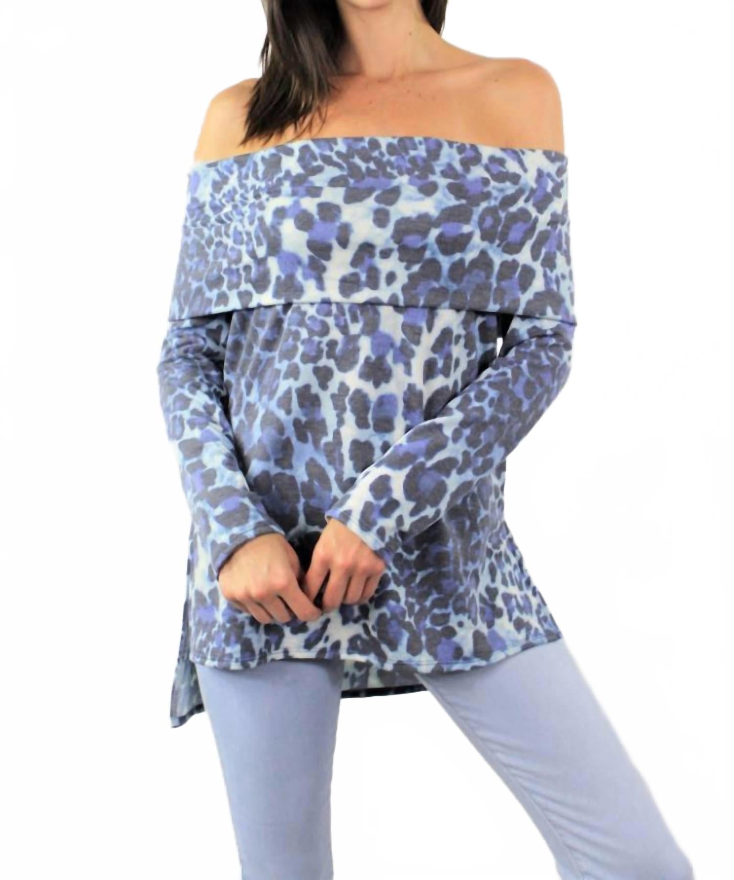 Синий топик с длинными рукавами и открытыми плечами Moa Moa
Синий топик с длинными рукавами и открытыми плечами Moa Moa