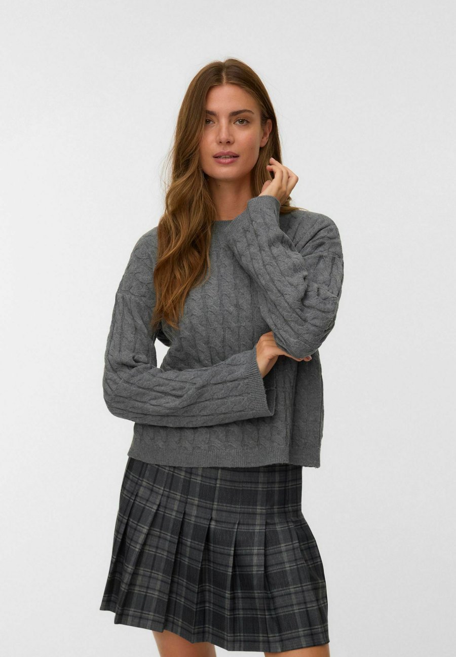 Джемпер Vero Moda AWLORELLA, Medium Grey Melange/Dark Grey
Джемпер Vero Moda AWLORELLA, Medium Grey Melange/Dark Grey