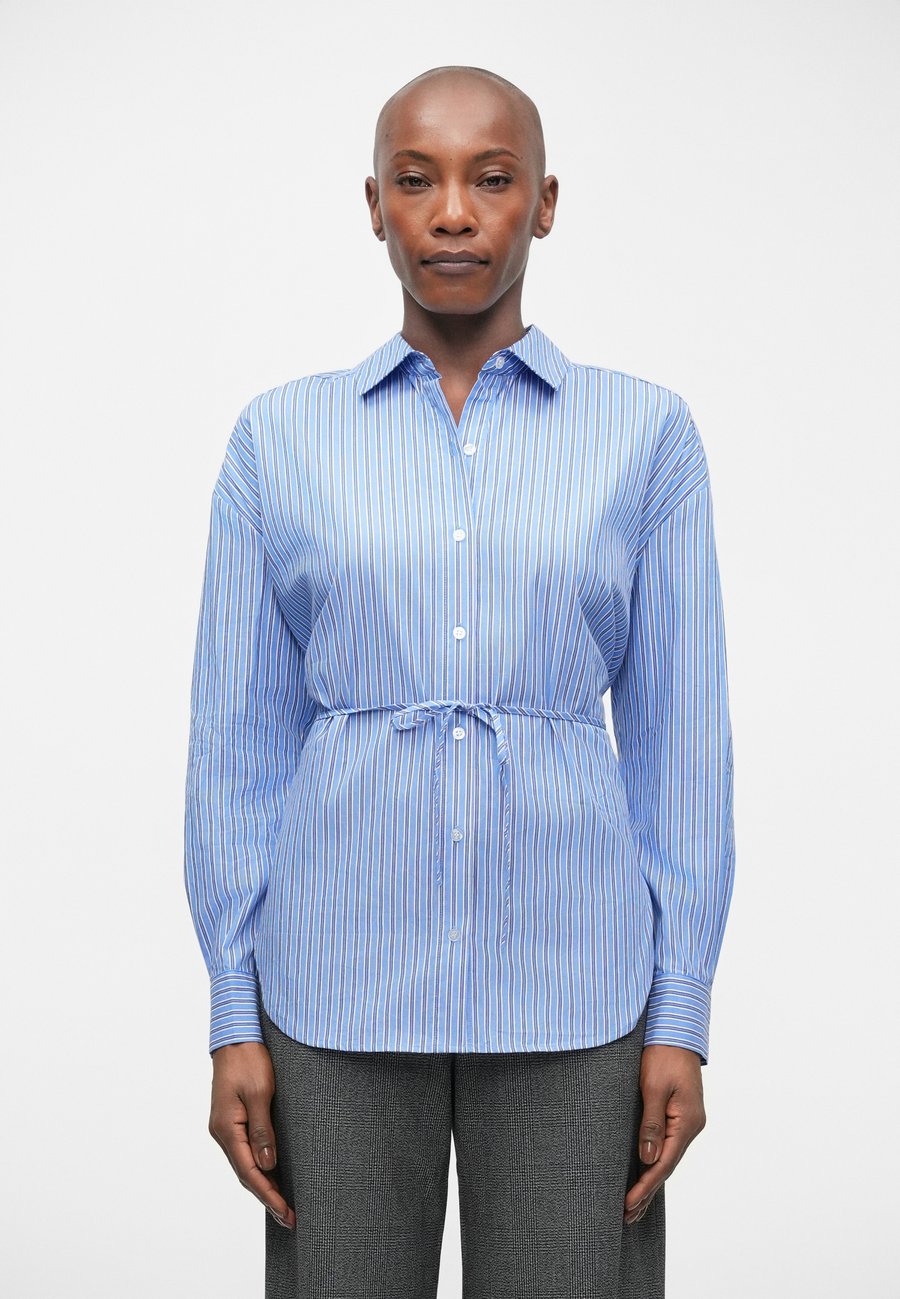 Блуза DESIGNERS REMIX Button-down blouse, Blue
Блуза DESIGNERS REMIX Button-down blouse, Blue