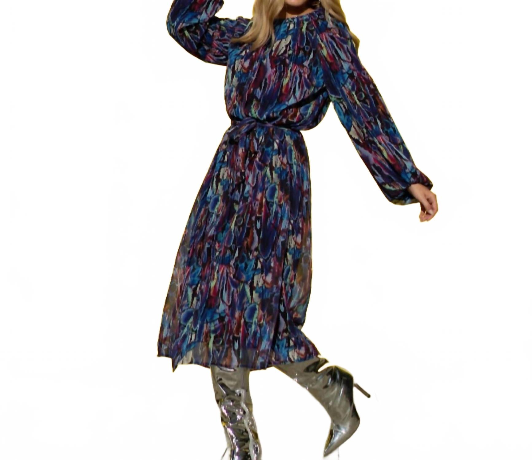 Длинное платье Julia в мультиколоре Esteem Couture
Длинное платье Julia в мультиколоре Esteem Couture