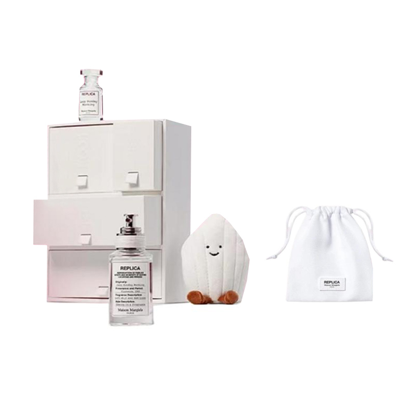 Lazy Weekend Box Perfume Sets Eau De Toilette Iris Neroli Four Piece Set Maison Margiela, four-piece set
Lazy Weekend Box Perfume Sets Eau De Toilette Iris Neroli Four Piece Set Maison Margiela, four-piece set
