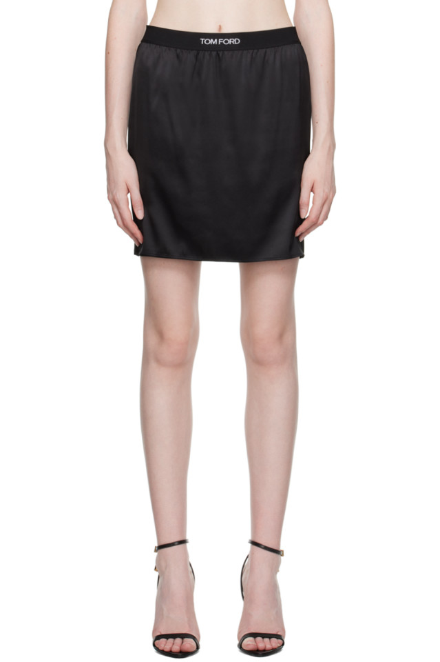 Мини-юбка с заплатками Tom Ford, черный
Мини-юбка с заплатками Tom Ford, черный