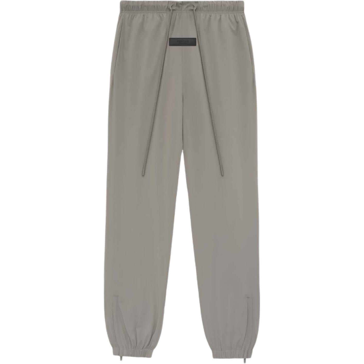 Нейлоновые спортивные штаны Core Collection Fear Of God Essentials, цвет Dust
Нейлоновые спортивные штаны Core Collection Fear Of God Essentials, цвет Dust