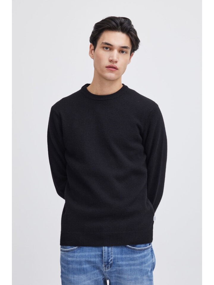 Пуловер CASUAL FRIDAY Rundhals, черный
Пуловер CASUAL FRIDAY Rundhals, черный