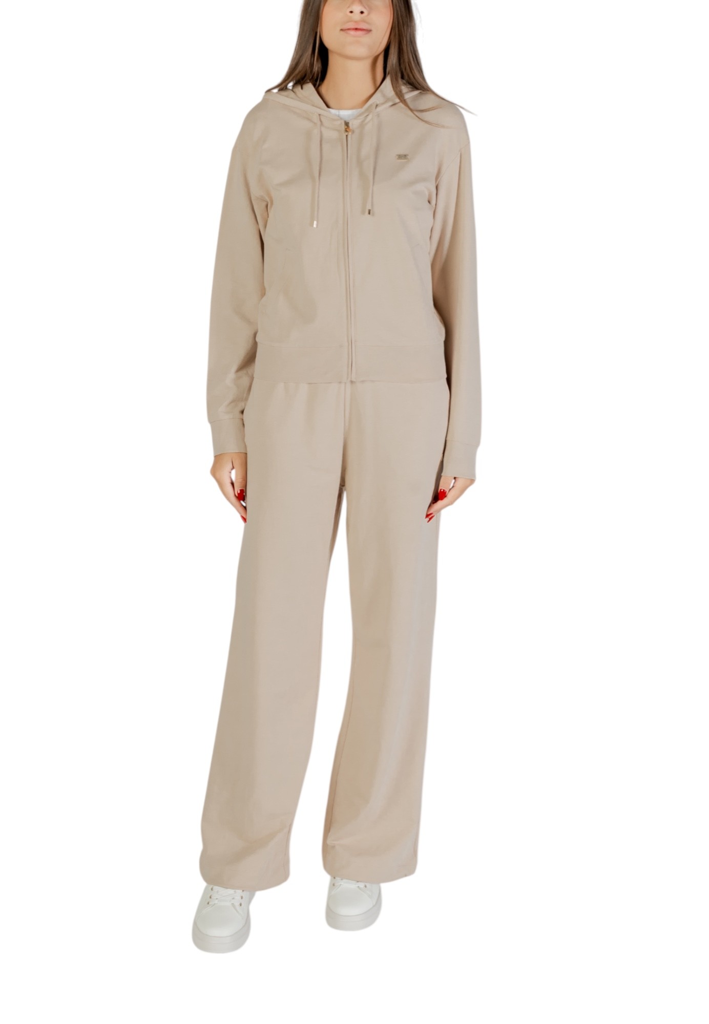 Комбинезоны Ea7, бежевый
Комбинезоны Ea7, бежевый