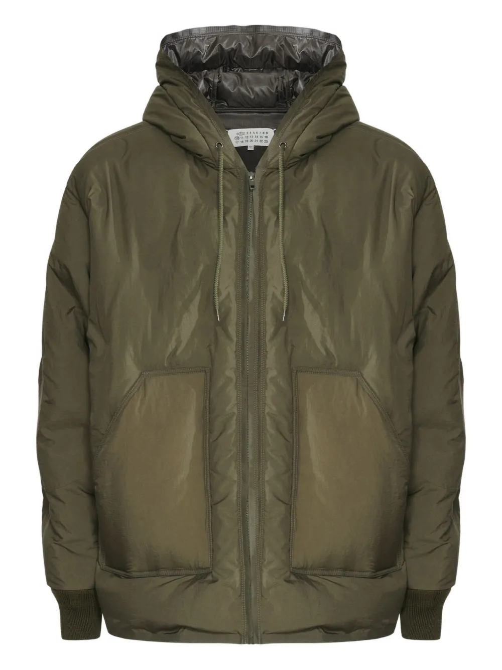 Пуховик с капюшоном Maison Margiela, зеленый
Пуховик с капюшоном Maison Margiela, зеленый