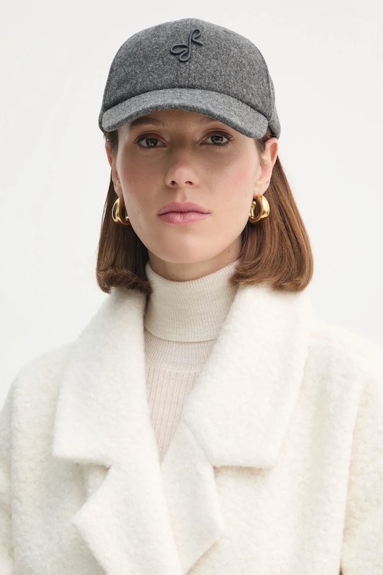 Шерстяная кепка с козырьком Ruslan Baginskiy, серый
Шерстяная кепка с козырьком Ruslan Baginskiy, серый