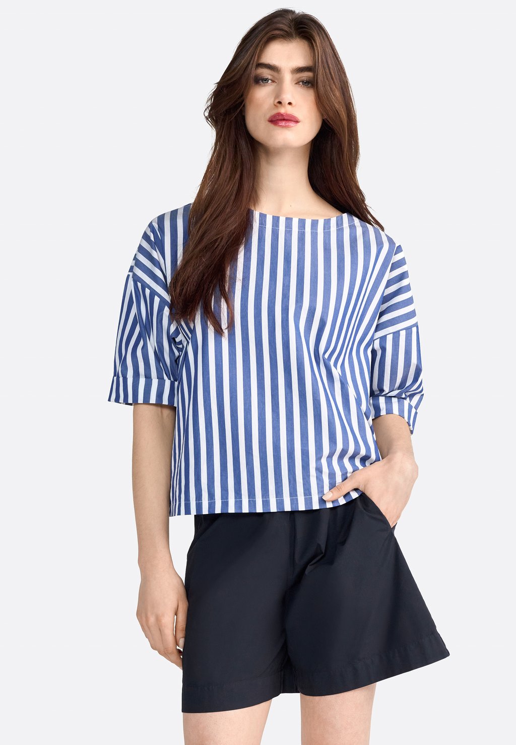 Шорты HOSE Rich & Royal, темно-синий
Шорты HOSE Rich & Royal, темно-синий