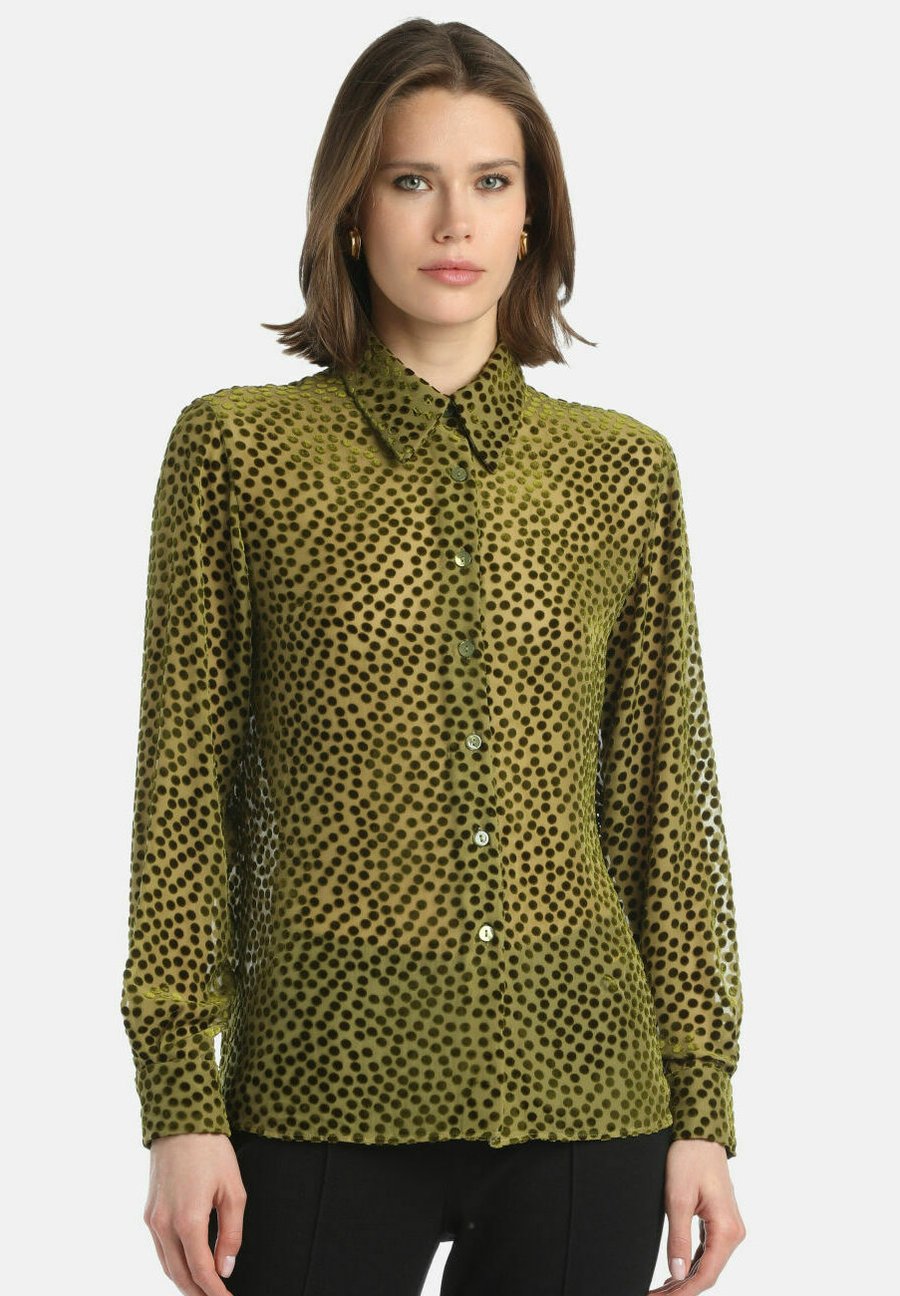 Блуза Luisa Spagnoli LINARIA, Verde Militare/Dark Green
Блуза Luisa Spagnoli LINARIA, Verde Militare/Dark Green