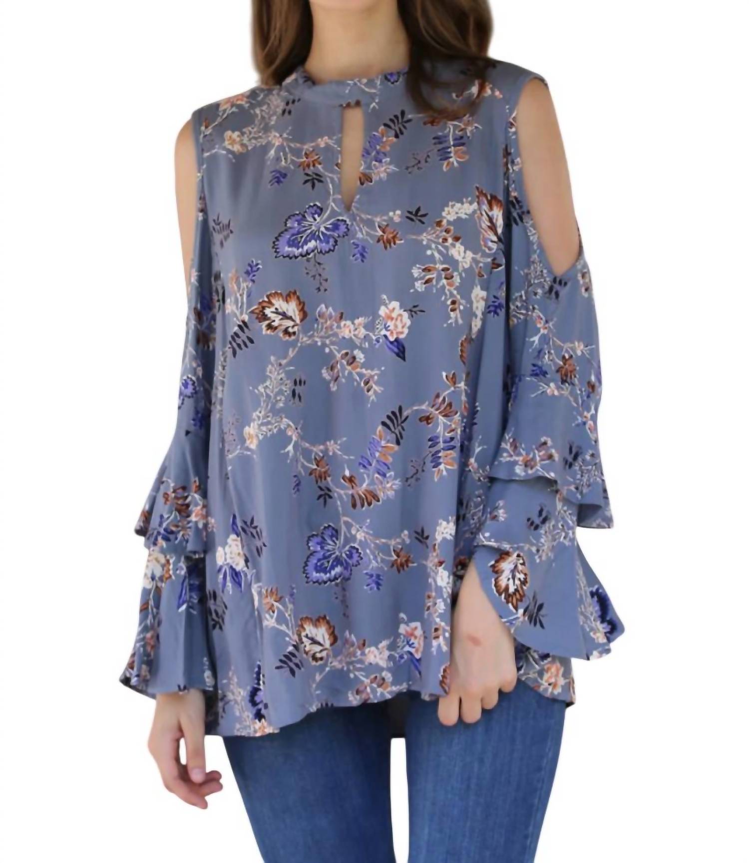 Топ с открытыми плечами и вырезом-замочной скважиной из жаккарда в сине-сером цвете Angie
Топ с открытыми плечами и вырезом-замочной скважиной из жаккарда в сине-сером цвете Angie