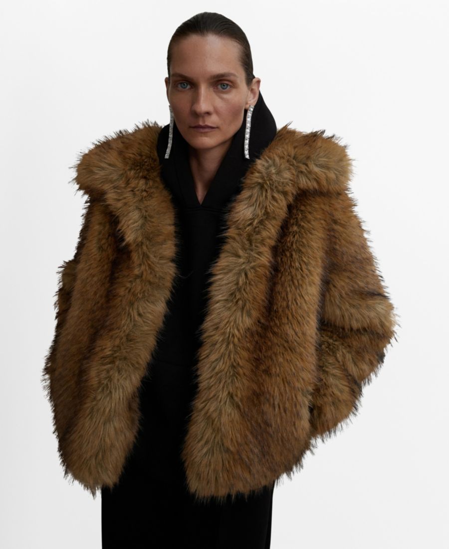 Женская куртка с лацканами и эффектом меха MANGO, Brown
Женская куртка с лацканами и эффектом меха MANGO, Brown