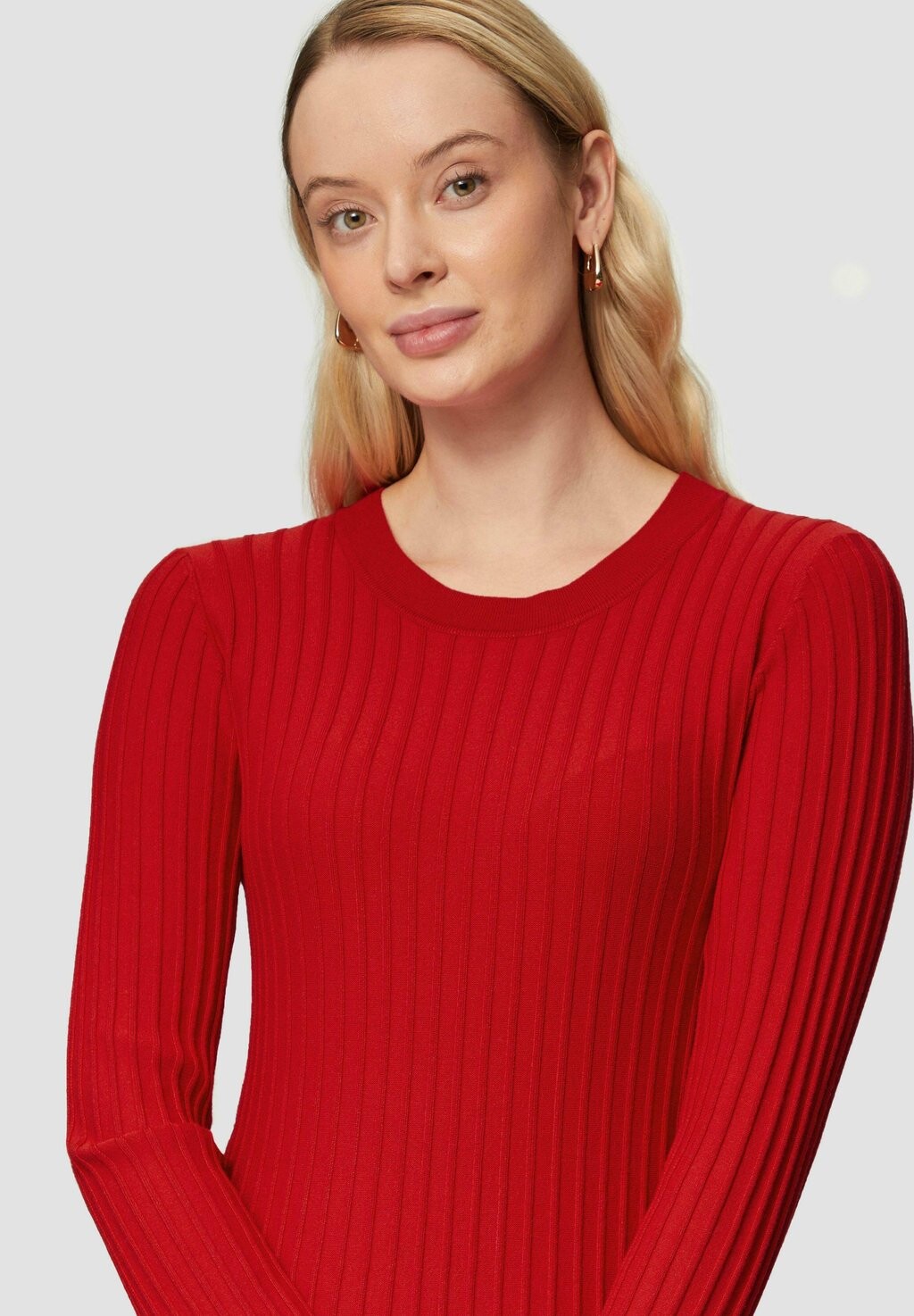 Джемпер PLISSIERTES IM SLIM FIT s.Oliver BLACK LABEL, красный
Джемпер PLISSIERTES IM SLIM FIT s.Oliver BLACK LABEL, красный