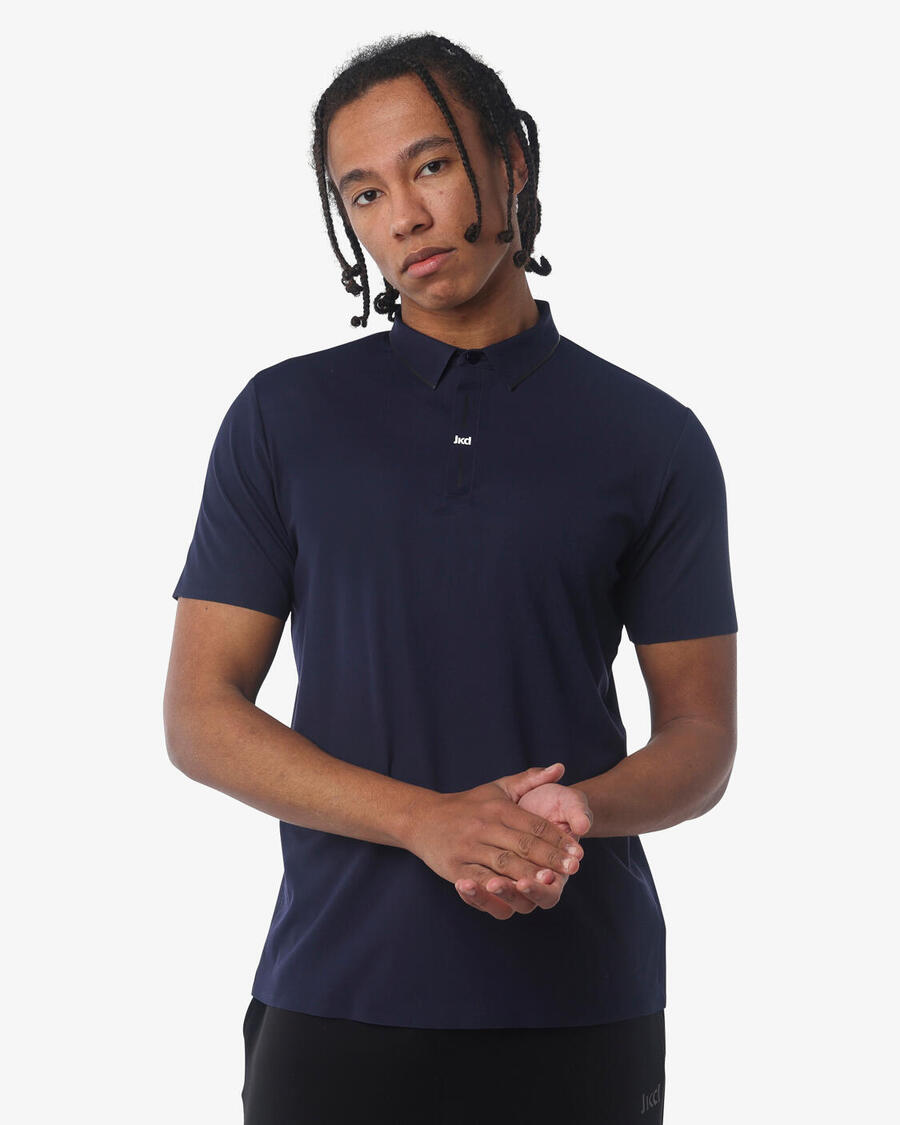 JAKED Мужская синтетическая рубашка-поло темно-синего цвета для фитнеса
JAKED Мужская синтетическая рубашка-поло темно-синего цвета для фитнеса