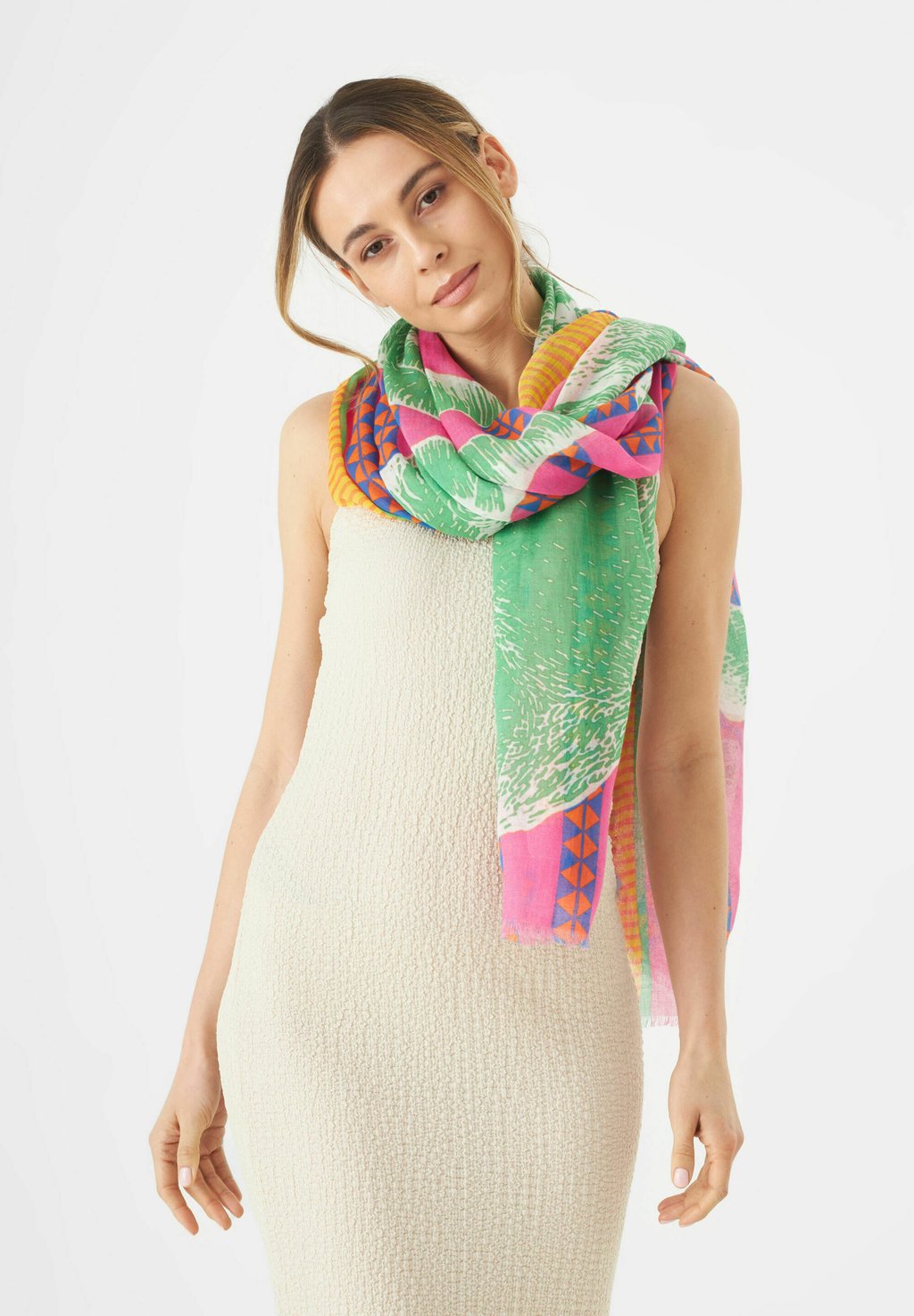 Шарф Codello, мультиколор
Шарф Codello, мультиколор