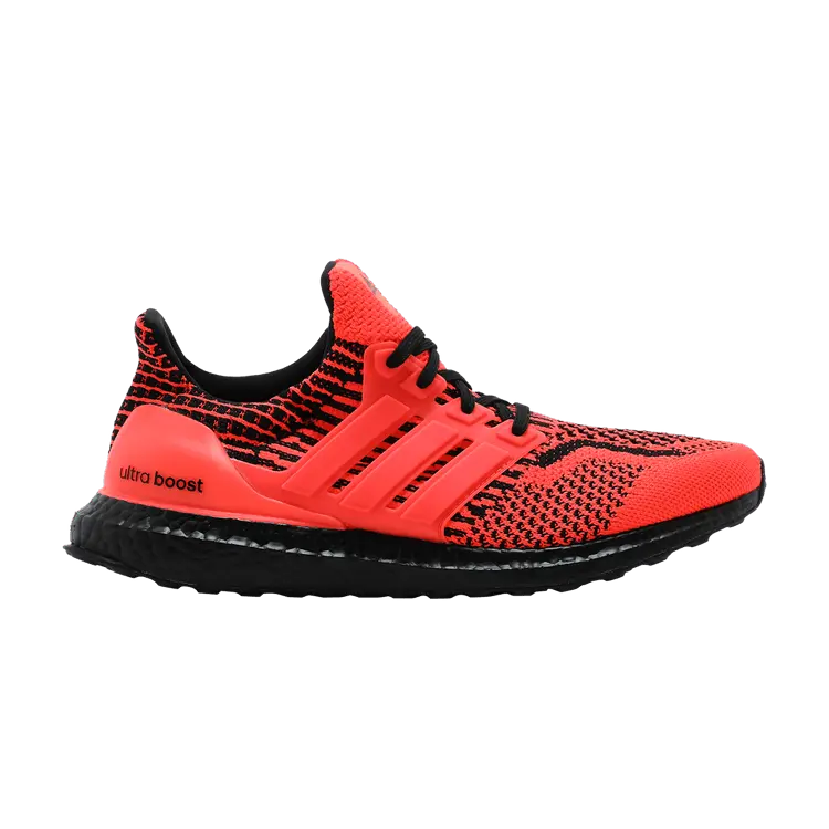 Кроссовки adidas UltraBoost 5.0 DNA 'Solar Red', красный
Кроссовки adidas UltraBoost 5.0 DNA 'Solar Red', красный
