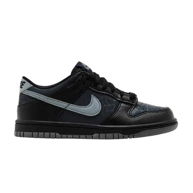 Кроссовки Nike Dunk Low GS 'Symbiote', синий
Кроссовки Nike Dunk Low GS 'Symbiote', синий