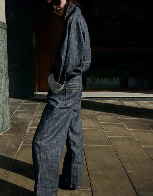 Текстурированные синие джинсы-бойфренды с низкой посадкой Bershka
Текстурированные синие джинсы-бойфренды с низкой посадкой Bershka