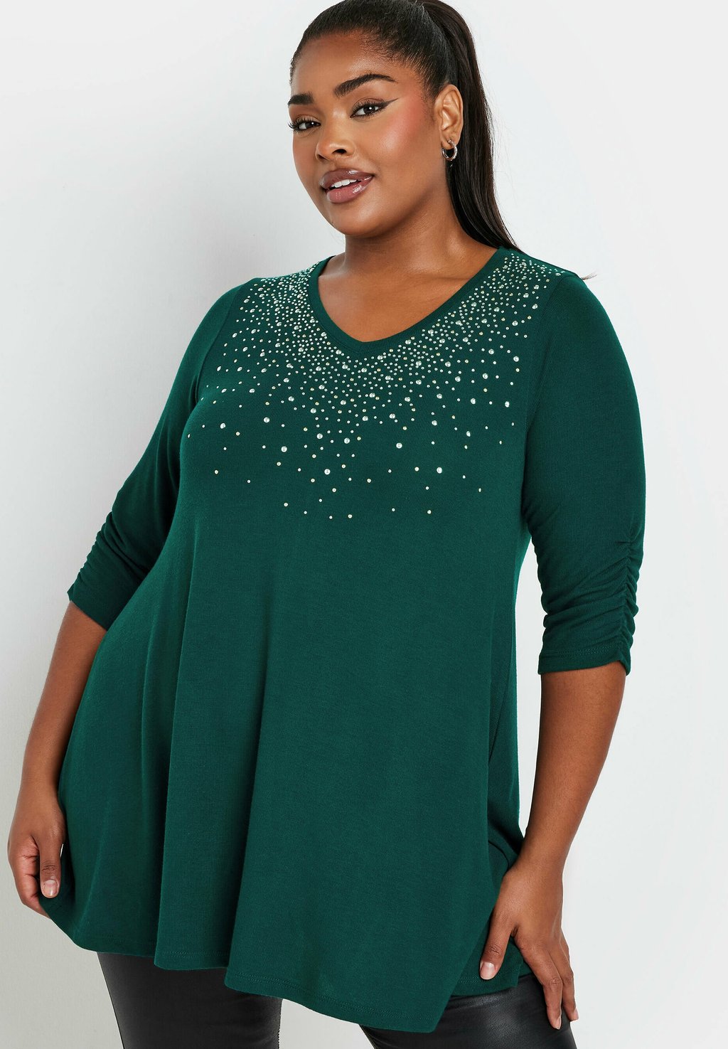 Базовая футболка Yours Clothing, темно-зеленый
Базовая футболка Yours Clothing, темно-зеленый