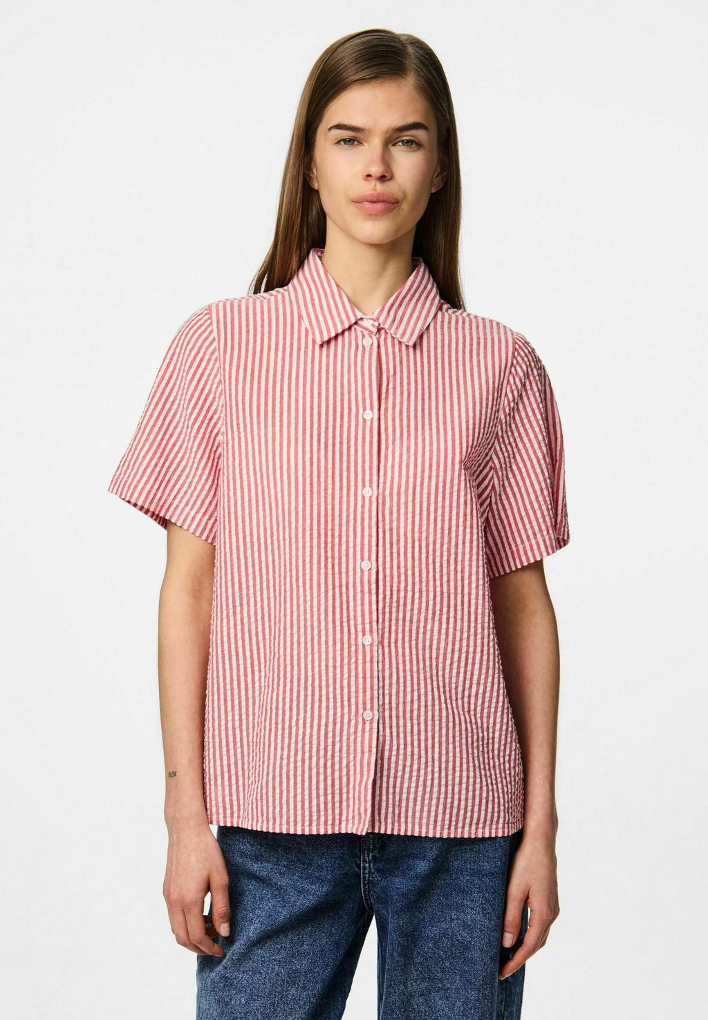 Блузка на пуговицах KURZARM PCSALLY Pieces, цвет Goji Berry
Блузка на пуговицах KURZARM PCSALLY Pieces, цвет Goji Berry