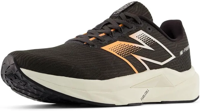 Мужские кроссовки New Balance FuelCell Propel V5, черный
Мужские кроссовки New Balance FuelCell Propel V5, черный