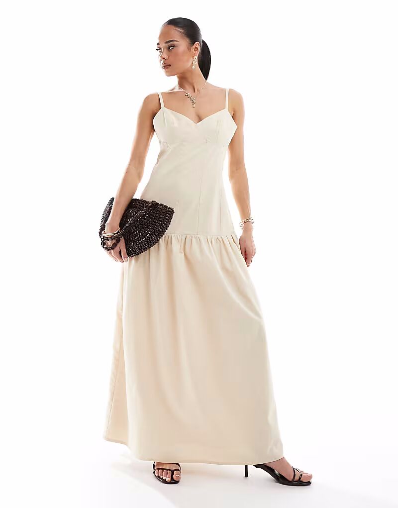 Платье макси-комбинации из льняной смеси с заниженной талией в цвете «сливочный крем» 4Th & Reckless
Платье макси-комбинации из льняной смеси с заниженной талией в цвете «сливочный крем» 4Th & Reckless
