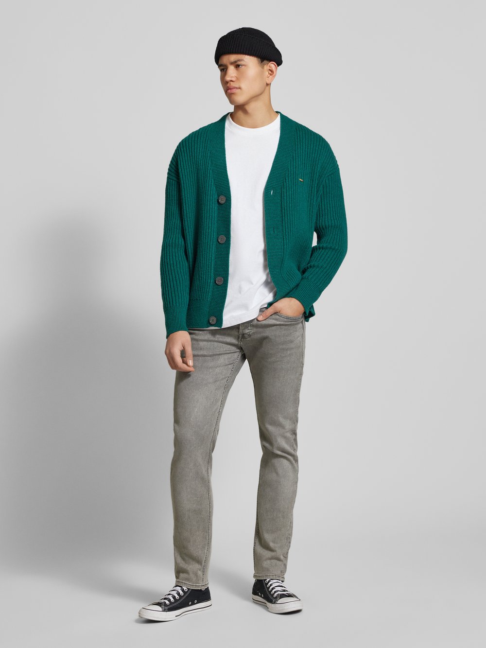 Джинсы облегающего кроя с пятью карманами, модель «GLENN» Jack & Jones, светло-серый
Джинсы облегающего кроя с пятью карманами, модель «GLENN» Jack & Jones, светло-серый
