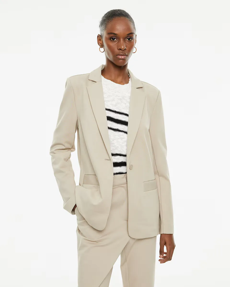 Женский пиджак прямого покроя с застежкой на пуговицы System Action, бежевый
Женский пиджак прямого покроя с застежкой на пуговицы System Action, бежевый