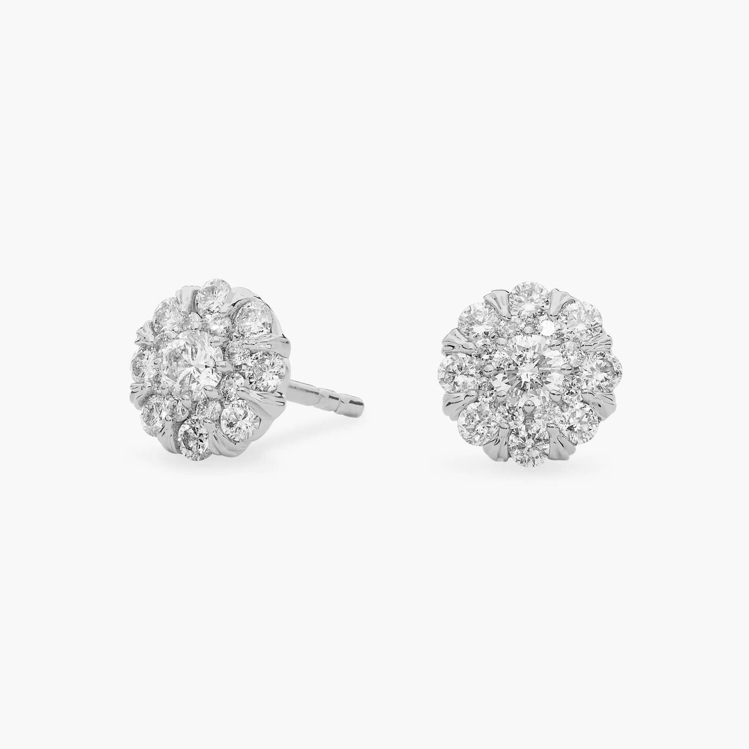 Серьги-гвоздики с двойным ореолом из 14-каратного белого золота с бриллиантами (1/2 карата) Blue Nile
Серьги-гвоздики с двойным ореолом из 14-каратного белого золота с бриллиантами (1/2 карата) Blue Nile