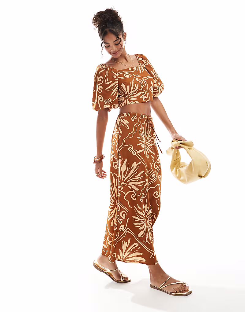 Юбка мидакси Wednesday's Girl с цветочным принтом, коричневая Wednesday'S Girl
Юбка мидакси Wednesday's Girl с цветочным принтом, коричневая Wednesday'S Girl