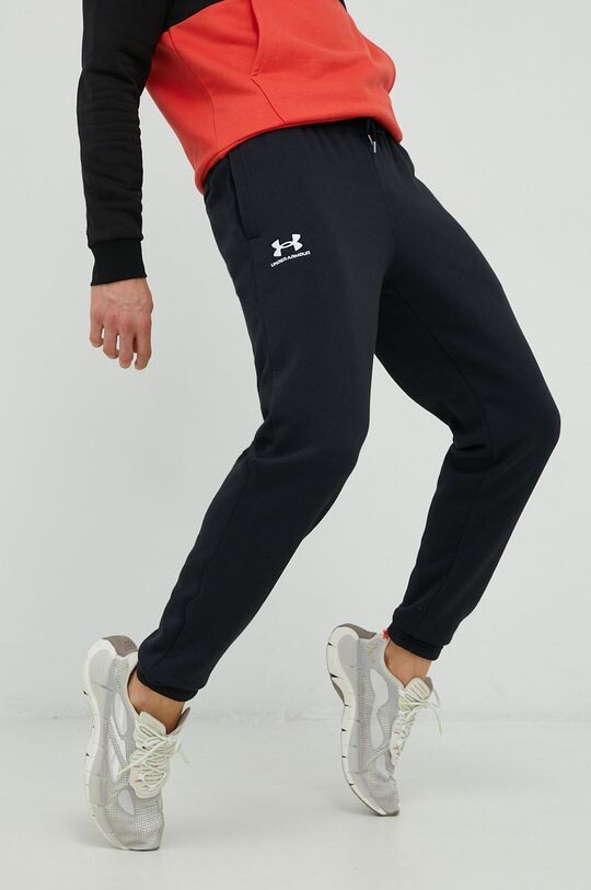 Спортивные штаны Under Armour, черный
Спортивные штаны Under Armour, черный