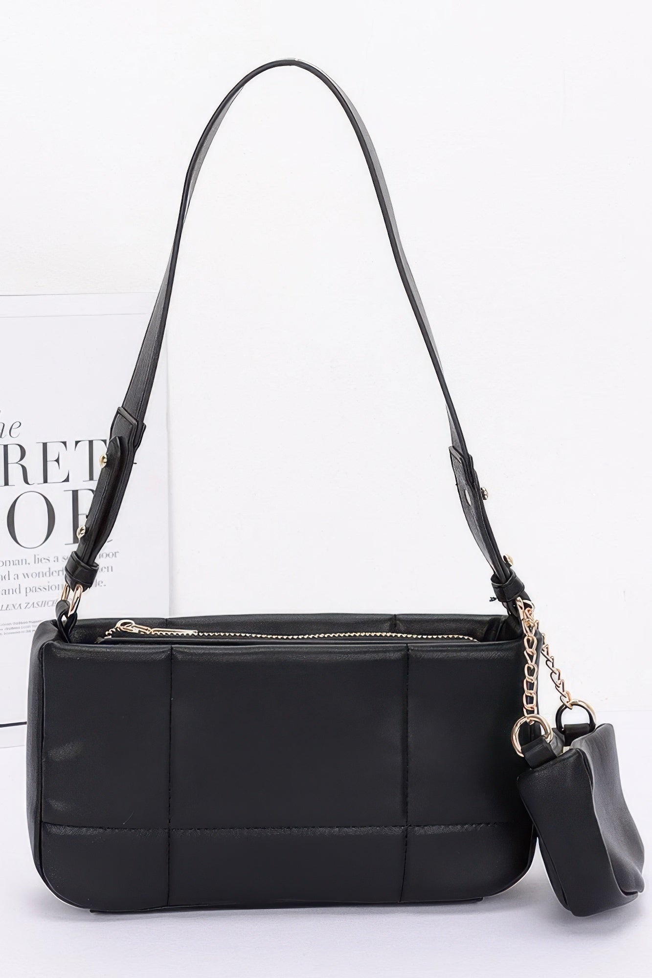 Женская стеганая сумка через плечо из искусственной кожи с чехлом для AirPods FASHNZFAB, черный
Женская стеганая сумка через плечо из искусственной кожи с чехлом для AirPods FASHNZFAB, черный