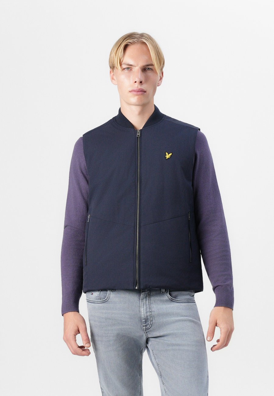 Куртка Lyle & Scott GILET, Dark Navy/Dark Blue
Куртка Lyle & Scott GILET, Dark Navy/Dark Blue
