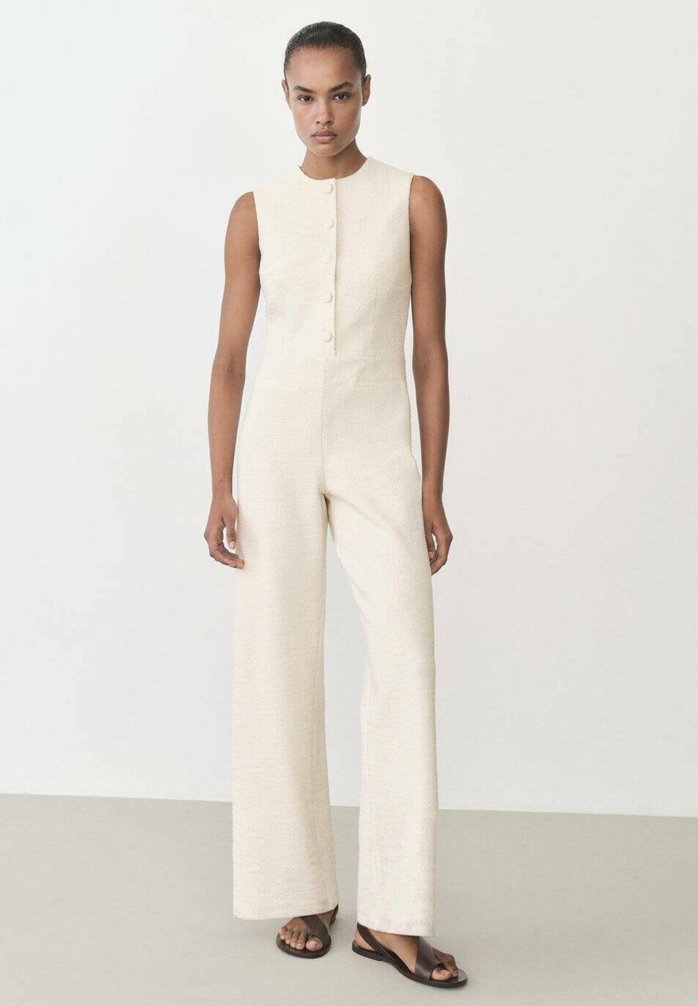 Комбинезон SOFIA Mango, кремовый
Комбинезон SOFIA Mango, кремовый