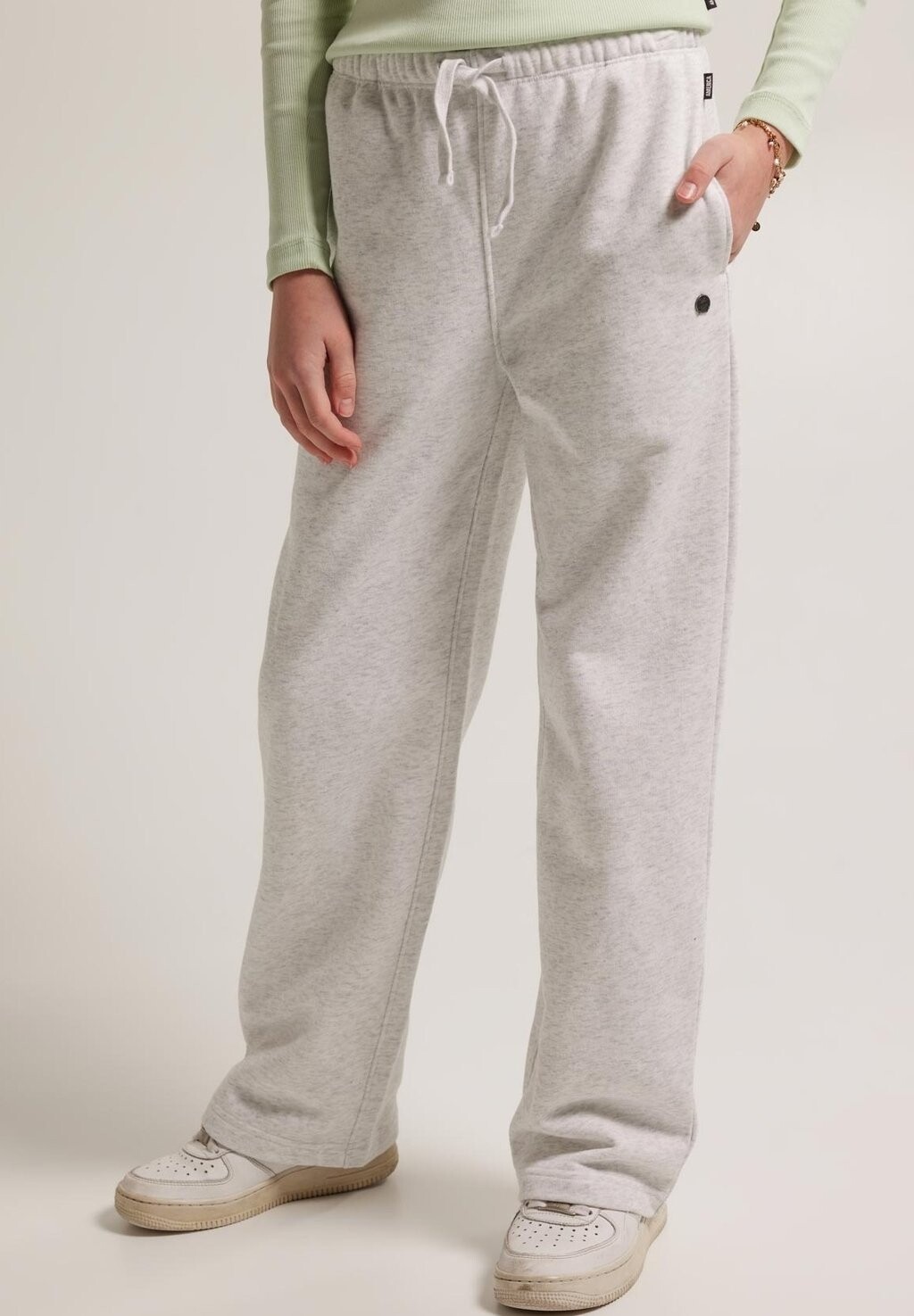 Спортивные брюки Cami Jr America Today, светло-серый
Спортивные брюки Cami Jr America Today, светло-серый