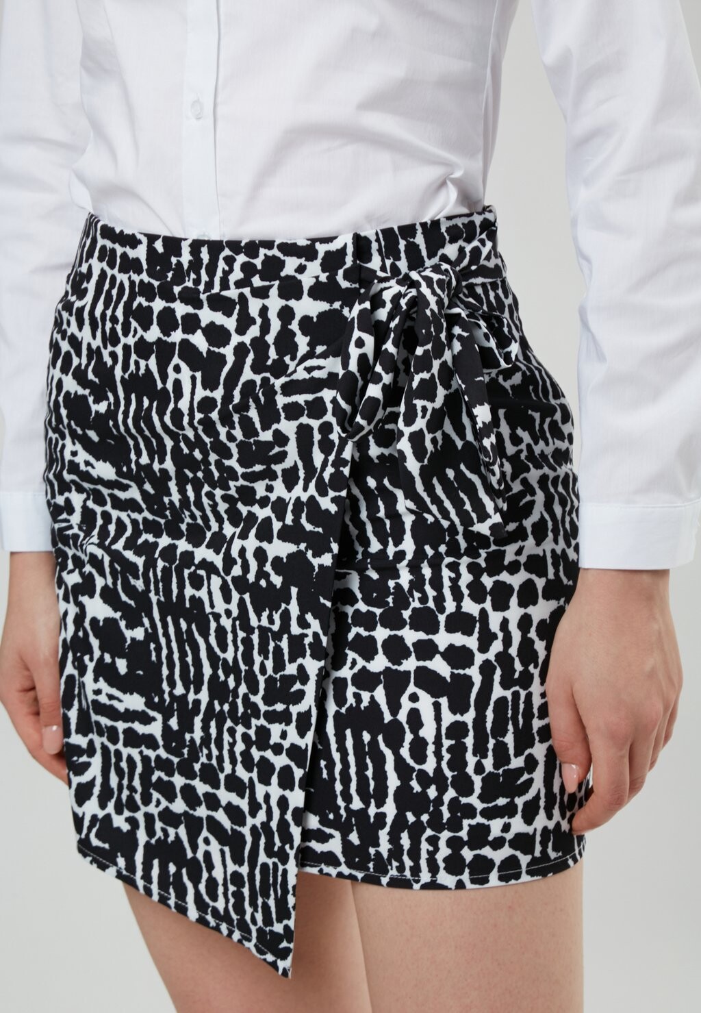 Мини-юбка INFLUENCER, черный
Мини-юбка INFLUENCER, черный