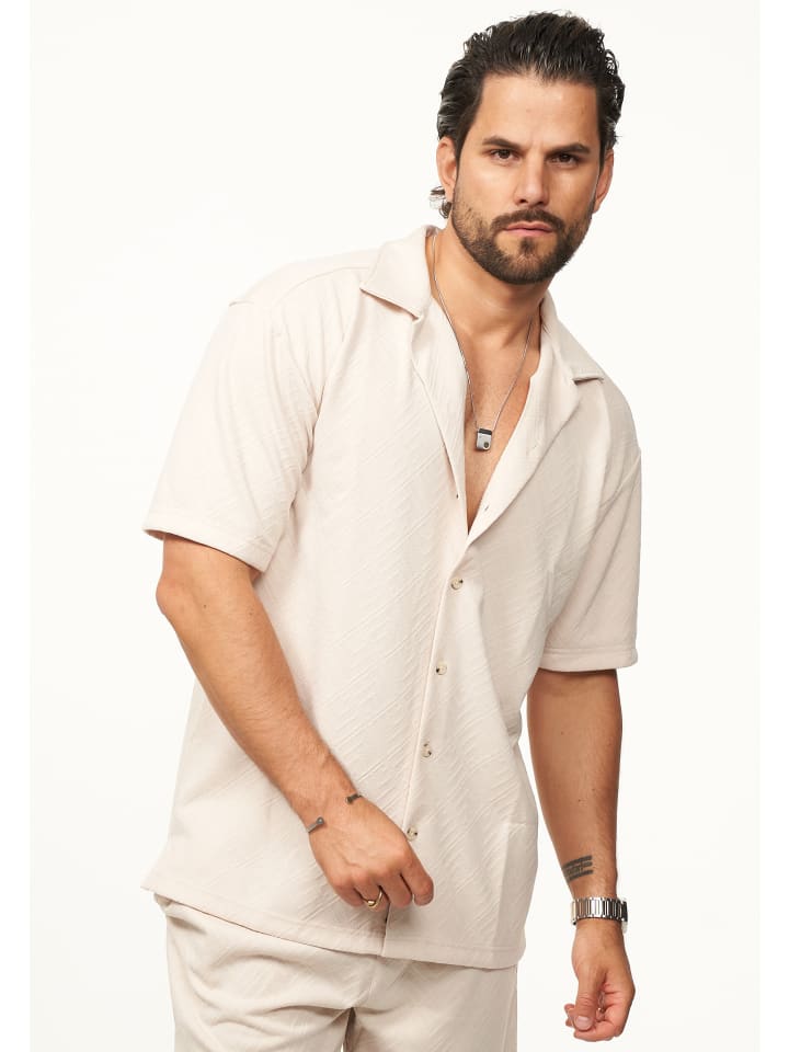 Рубашка CARISMA, бежевый
Рубашка CARISMA, бежевый