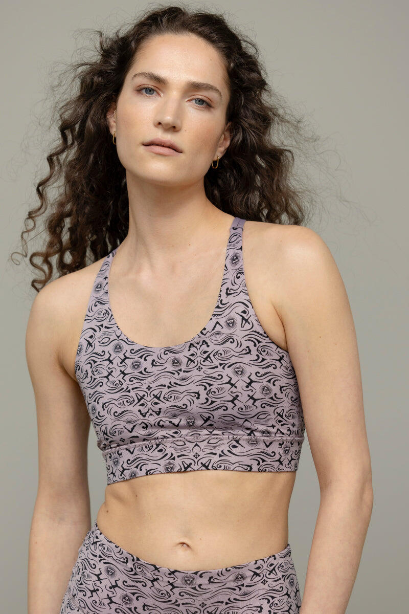 HEY HONEY Бюстгальтер-крестик Samadhi Dove из сверхпрочного материала
HEY HONEY Бюстгальтер-крестик Samadhi Dove из сверхпрочного материала