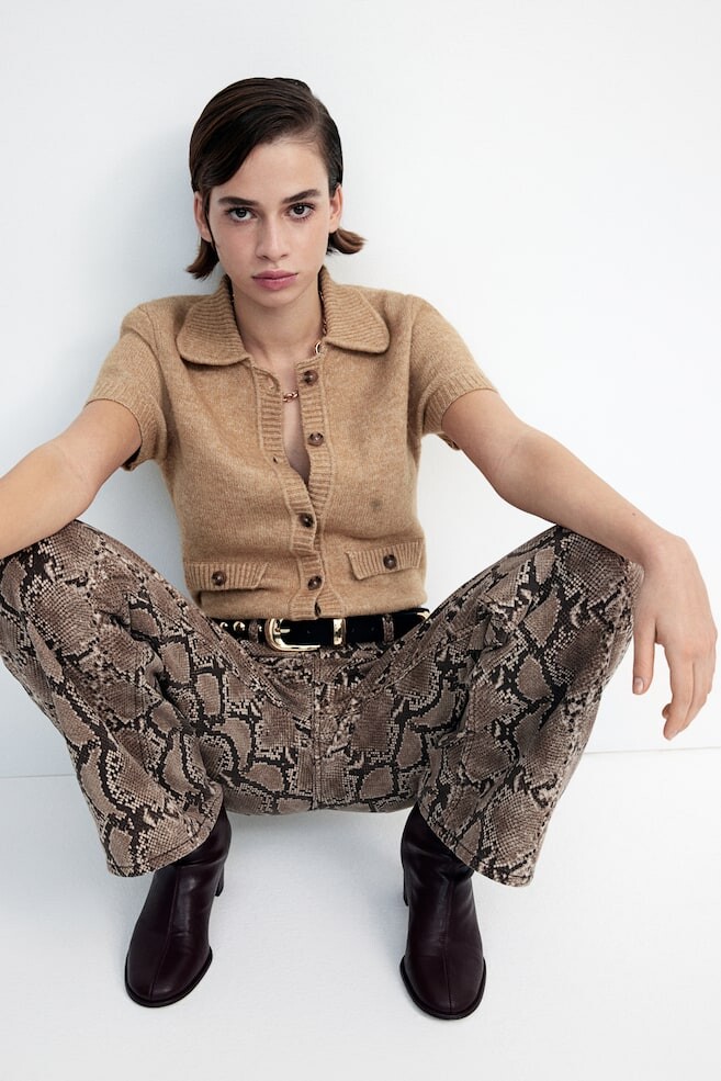 Кардиган с короткими рукавами H&M, бежевый
Кардиган с короткими рукавами H&M, бежевый