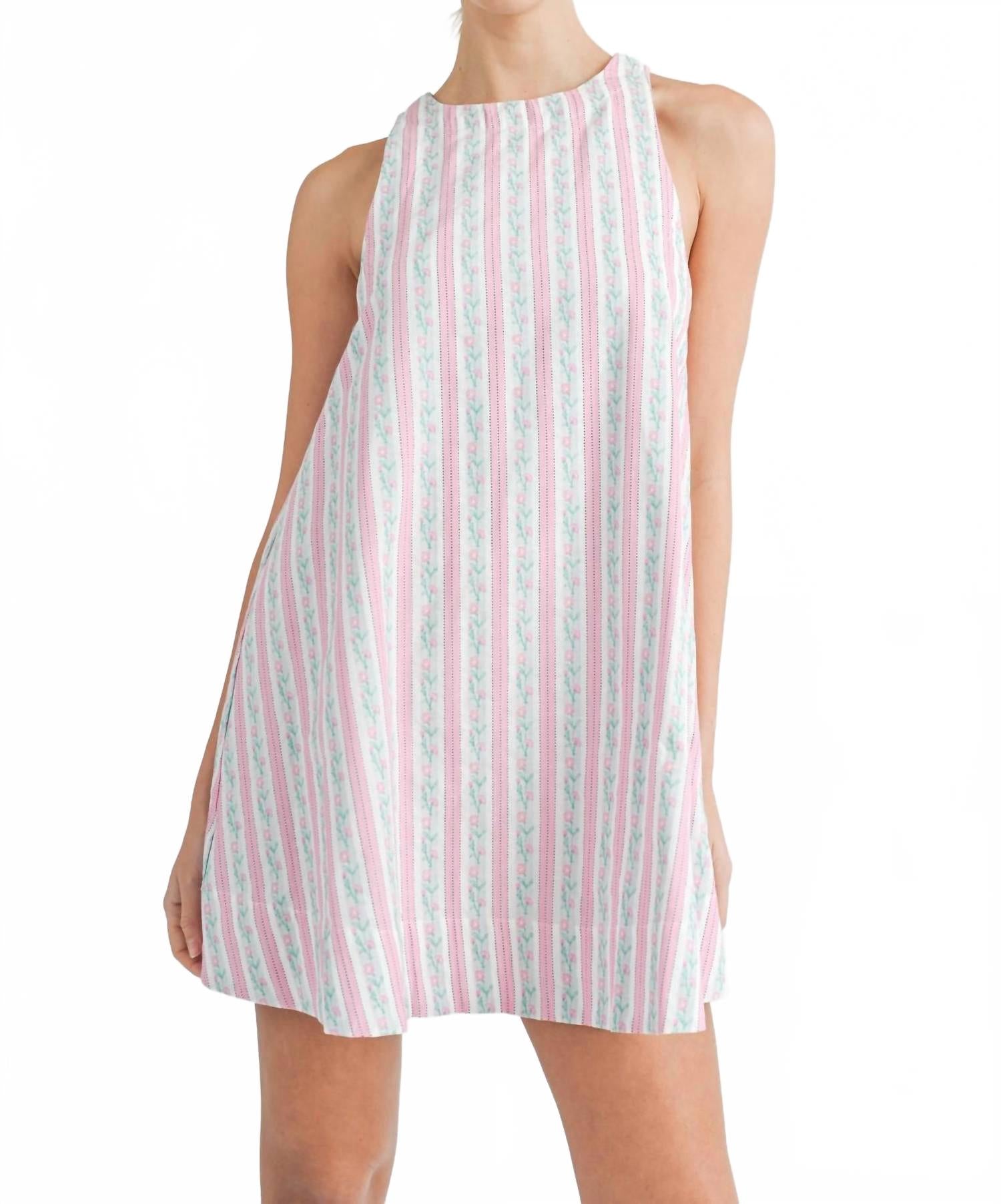 Розовое платье мини в стиле пэчворк MABLE
Розовое платье мини в стиле пэчворк MABLE