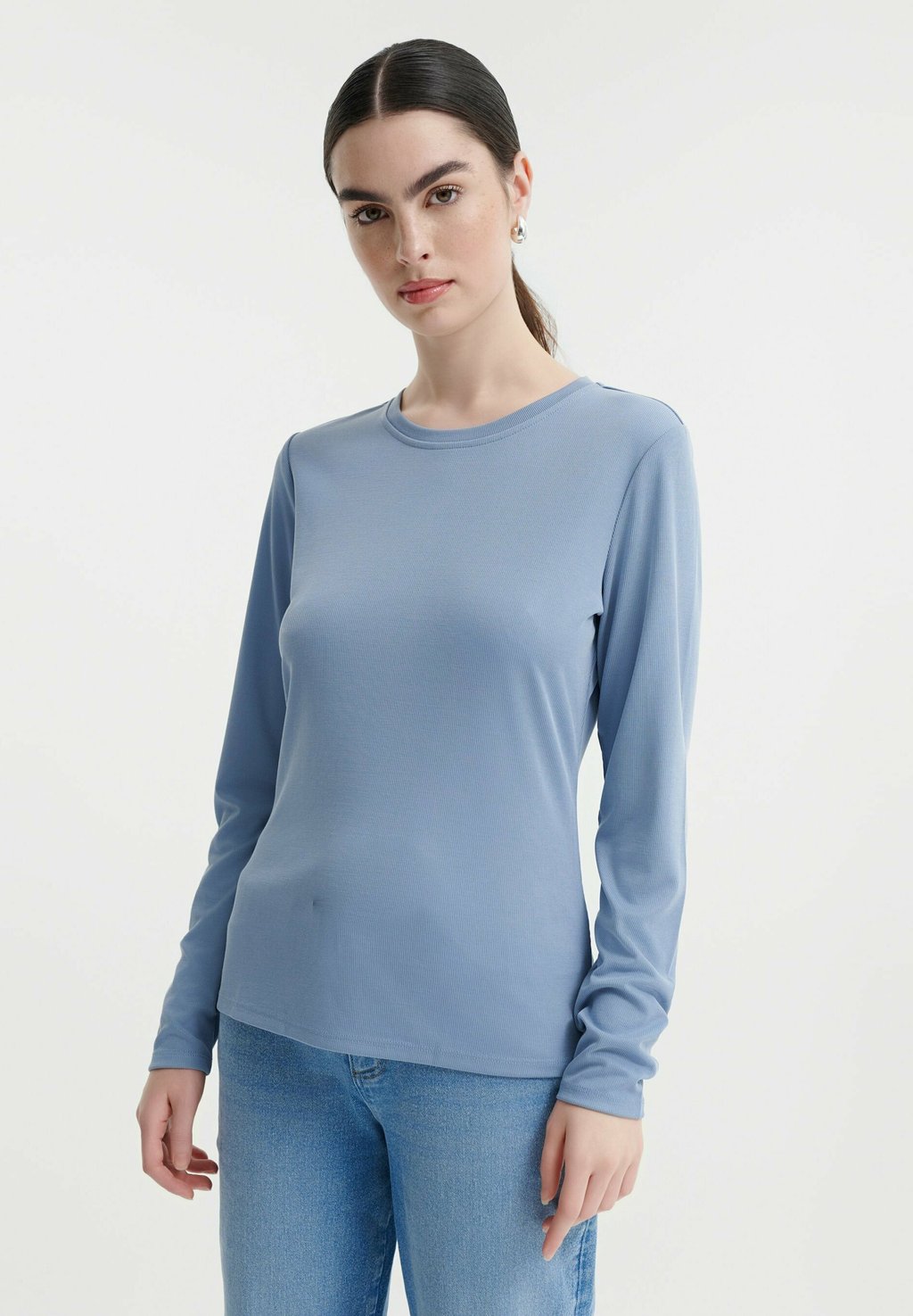 Топ с длинными рукавами Greenpoint, светло-голубой
Топ с длинными рукавами Greenpoint, светло-голубой