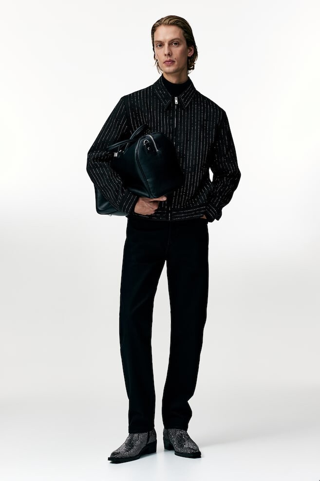 Куртка классической посадки украшенная стразами H&M, черный
Куртка классической посадки украшенная стразами H&M, черный