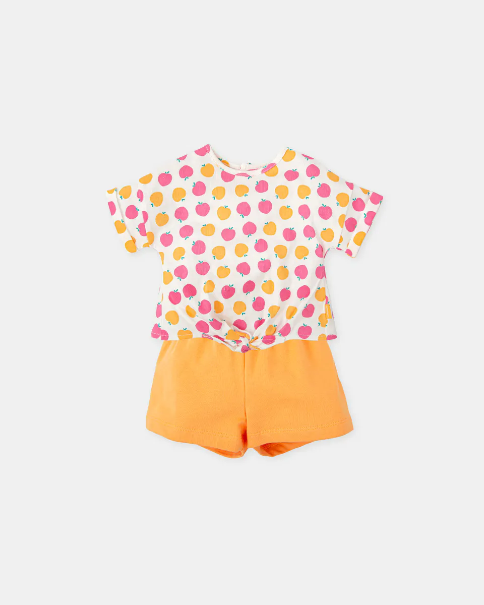 Комплект для девочки из футболки с фруктами и оранжевых шорт Tutto Piccolo, оранжевый
Комплект для девочки из футболки с фруктами и оранжевых шорт Tutto Piccolo, оранжевый